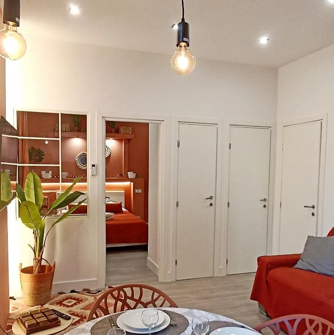 Roquebrune : Appartement 4 Personnes Proche De La Plage
